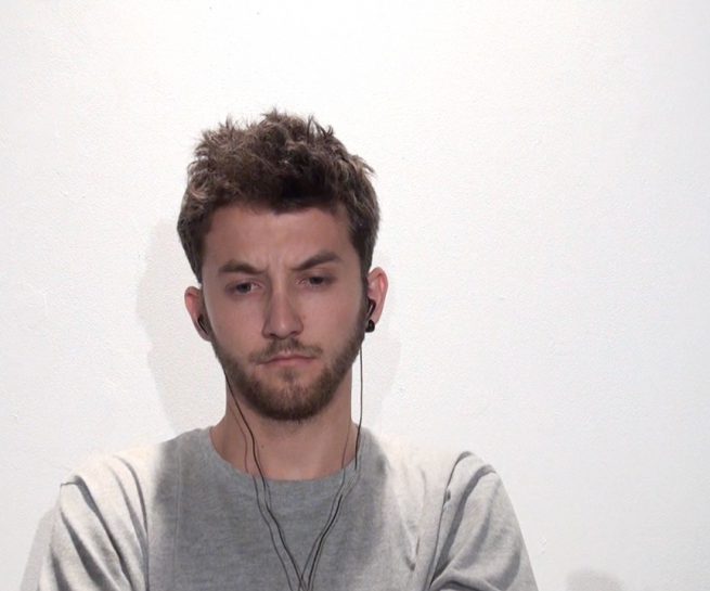 Lo que hay entre la escucha y la opinión Julia Puyo